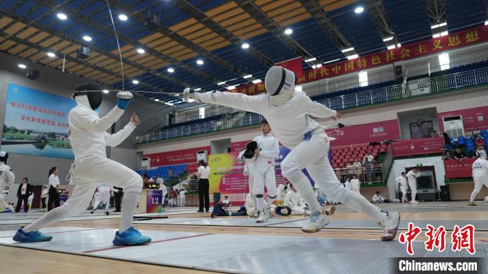 1800余名运动员齐聚安徽黟县切磋剑术：黟启亮剑