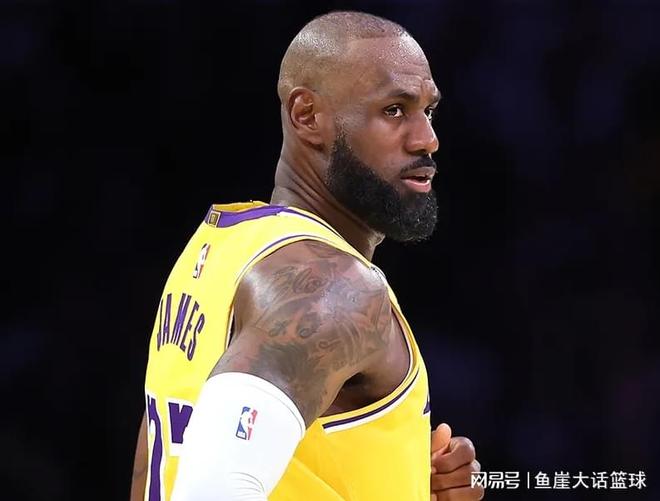 东契奇狂砍60分率队逆转热火 詹姆斯三双助湖人