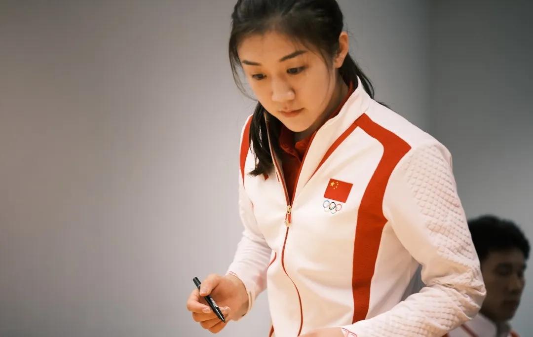 陈梦巴黎奥运夺冠后生活状态大变：从赛场猎手