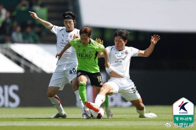 p全北现代汽车绝杀浦项终结三轮不胜，李刚仁欧