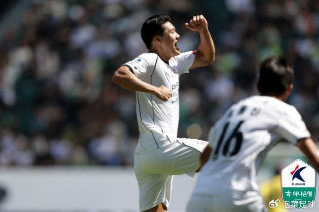 p全北现代汽车绝杀浦项终结三轮不胜，李刚仁欧