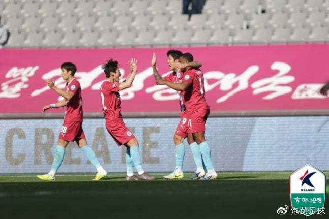 p全北现代汽车绝杀浦项终结三轮不胜，李刚仁欧