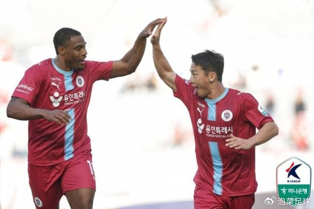 p全北现代汽车绝杀浦项终结三轮不胜，李刚仁欧