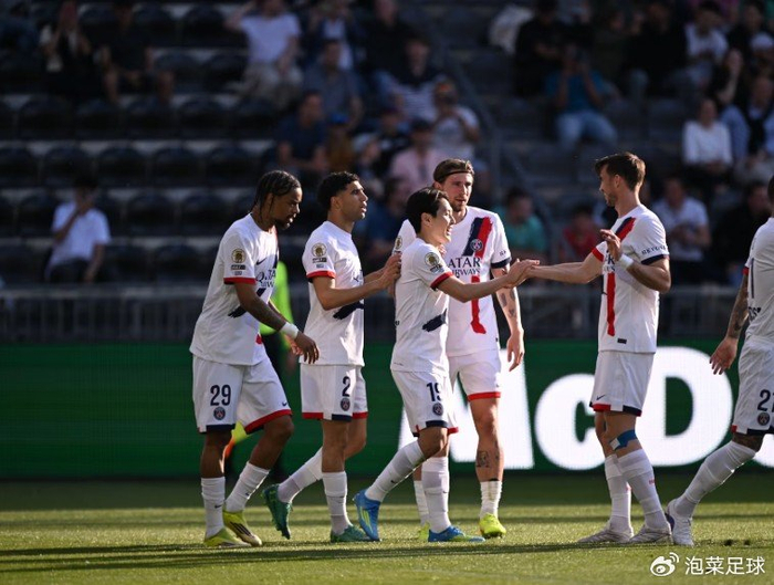 p全北现代汽车绝杀浦项终结三轮不胜，李刚仁欧