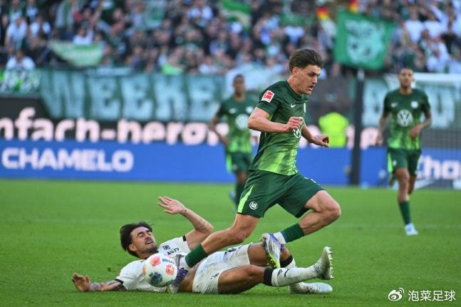 p全北现代汽车绝杀浦项终结三轮不胜，李刚仁欧